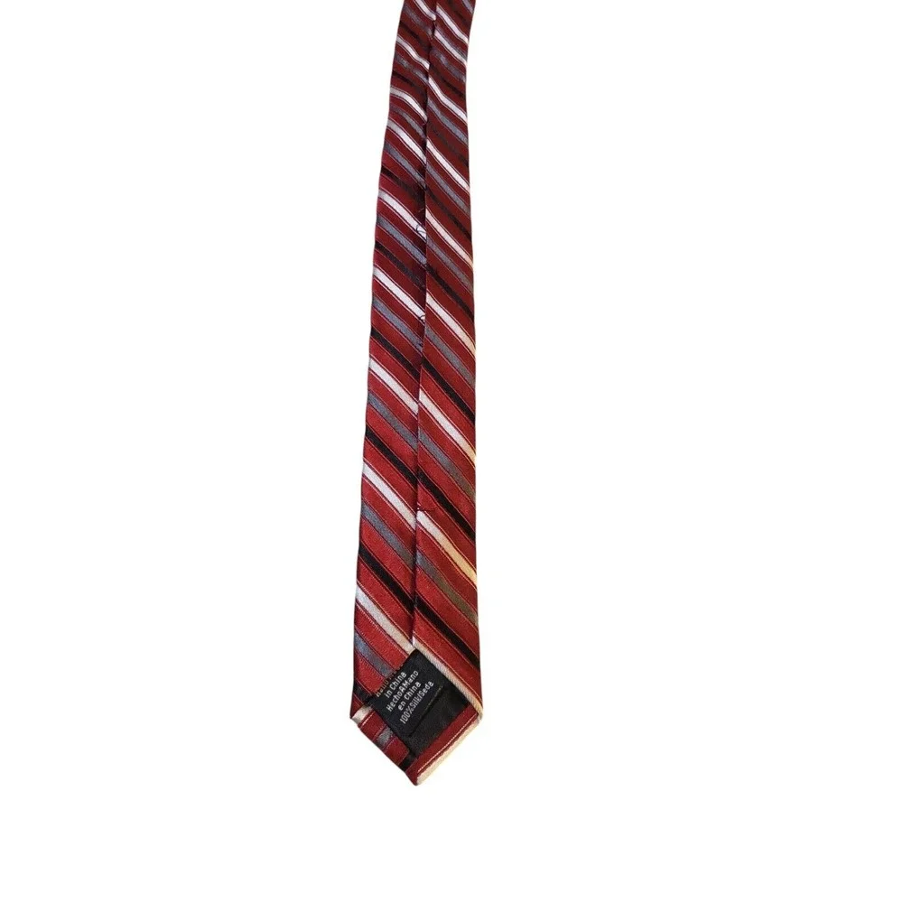 Croft & Barrow Neck Tie‎ Mens Red Black Silver Striped 100% Silk Business Church